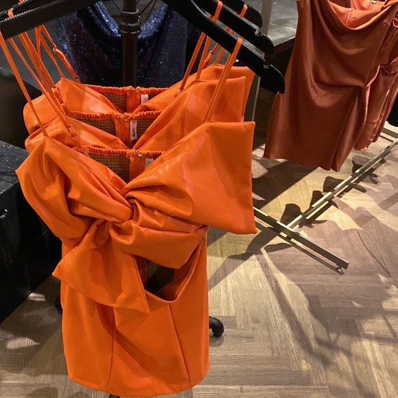 PU faux leather front bow dress - Picture 4 of 6